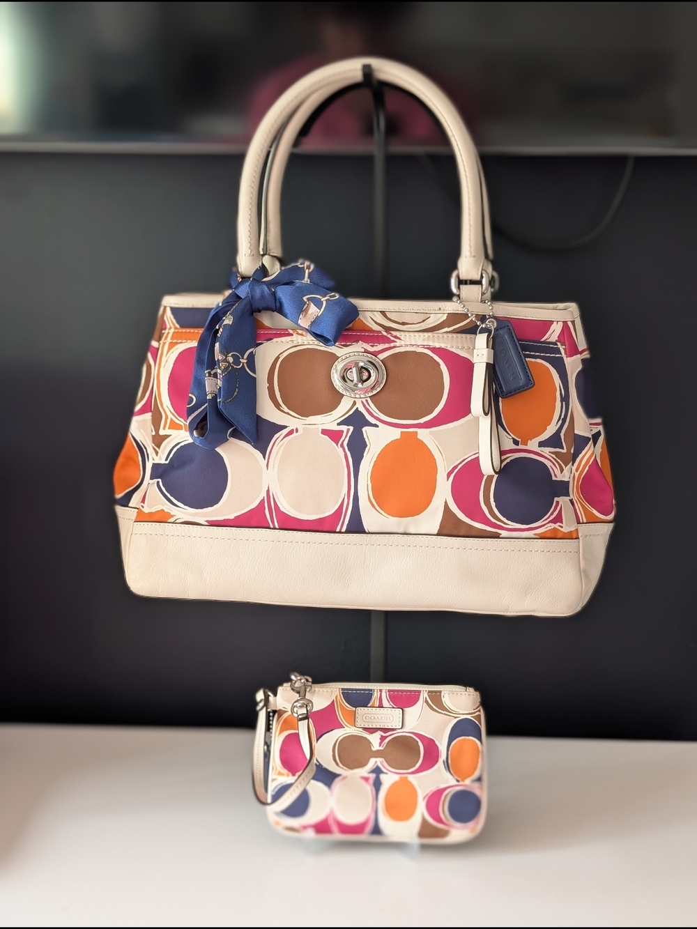 Coach Cream Multicolor Op Art Signature Pattern Satchel with Wristlet